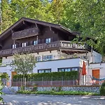 公寓 Alpen-luxus Fuer 8 - Sauna, Terrasse & Bergblick *