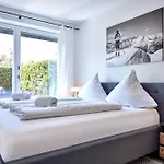 Alpen-luxus Fuer 8 - Sauna, Terrasse & Bergblick *